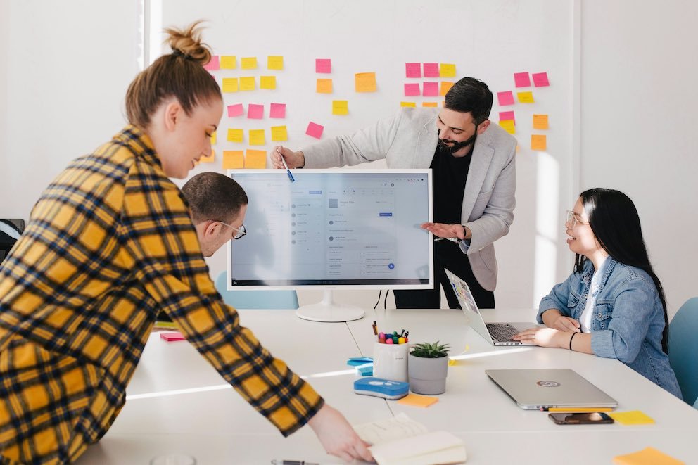 Code Without Borders: Cultural Differences in Tech Workspaces 1 Cultural Differences in Teams