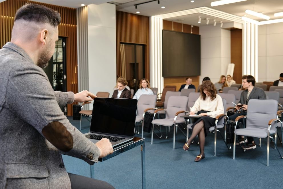 Engineer Facing Audience in Tech Meetups