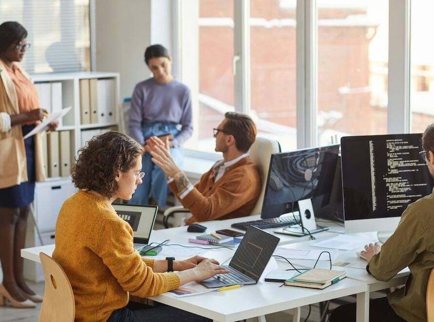 Tech Lead Talking to Non-technical Team Members